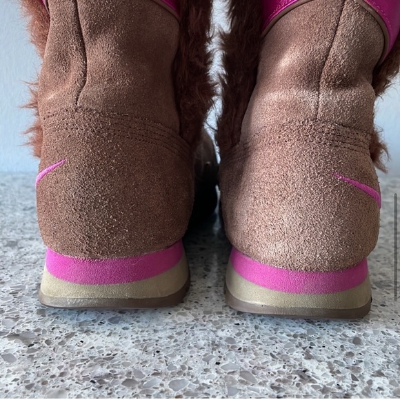 🌿 Vintage Nike Brown and Pink Boots - Picture 6 of 8